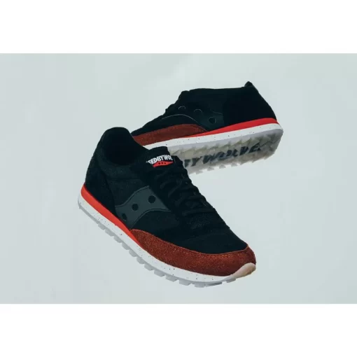 Hombre Saucony Jazz* X Raised By Wolves Jazz 81 Grey / Black